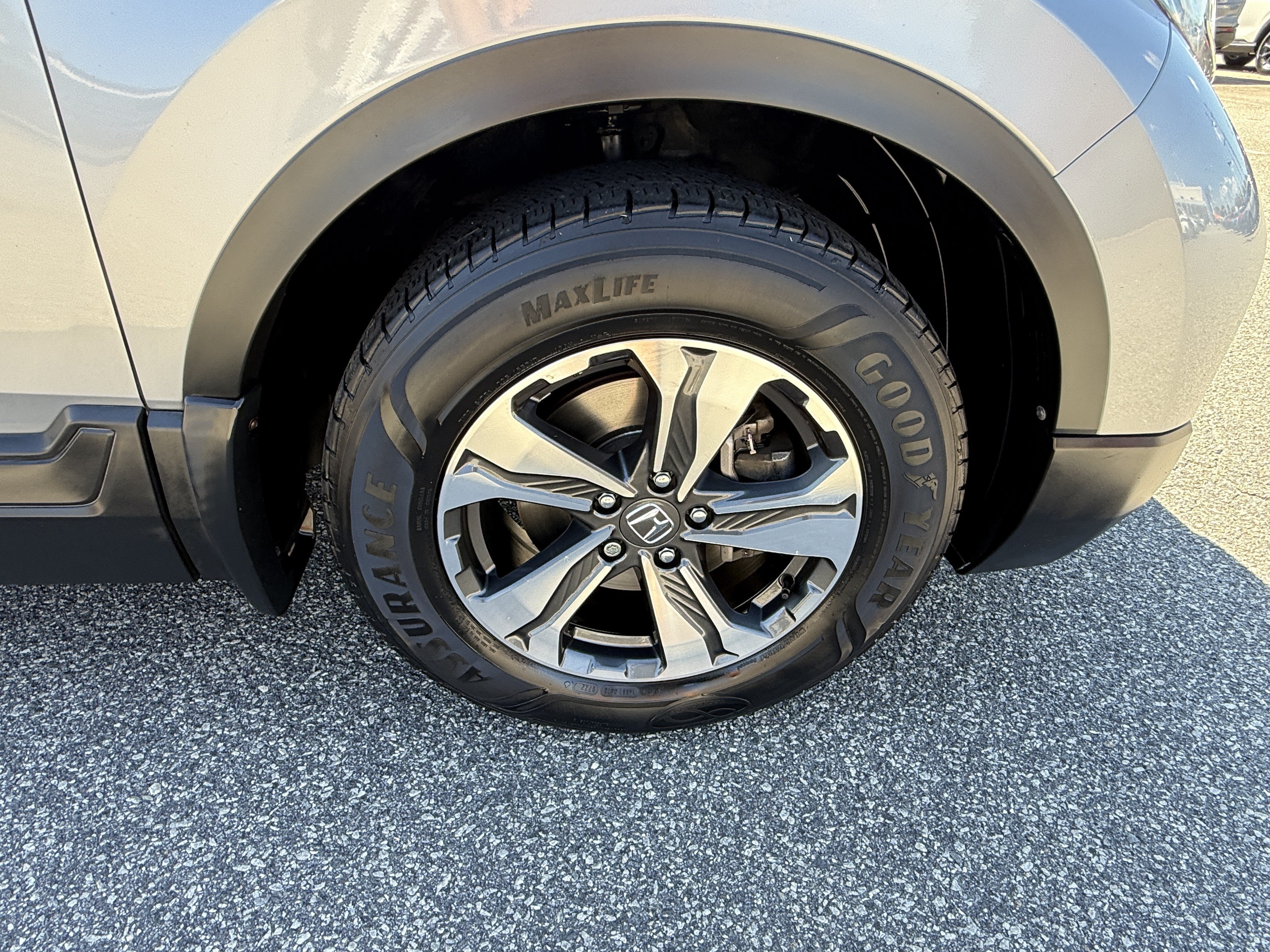 Used 2018 Honda CR-V LX image 13