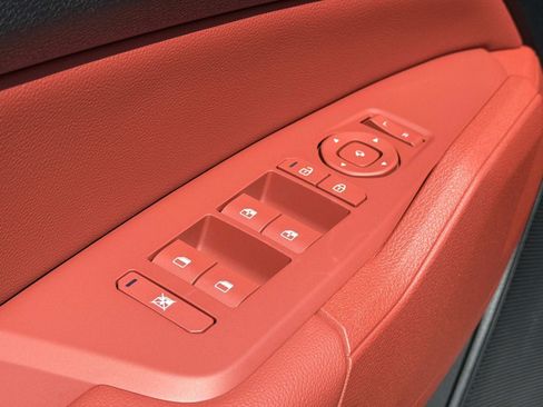 New 2026 Kia Sportage SX FWD image 15