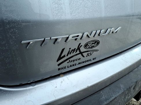 Used 2022 Ford Edge Titanium w/ Equipment Group 301A image 4