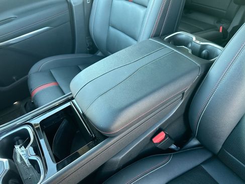 Used 2024 Chevrolet Traverse RS w/ LPO, Floor Liner Package image 21