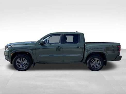 Used 2025 Nissan Frontier SV RWD image 10