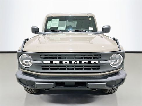 Used 2025 Ford Bronco Big Bend image 2