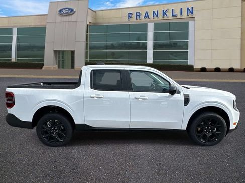 New 2026 Ford Maverick Lariat w/ Black Appearance Package AWD/4WD image 8