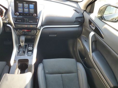 New 2024 Mitsubishi Eclipse Cross SE image 27