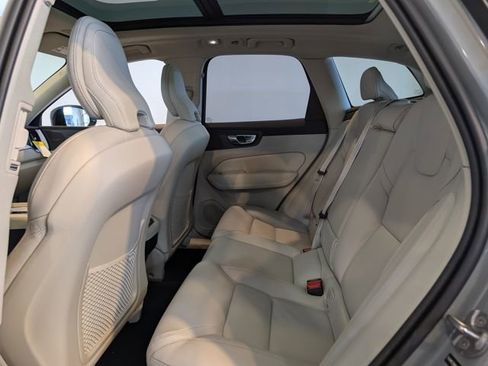 New 2026 Volvo XC60 B5 Ultra w/ Protection Package Premier image 24