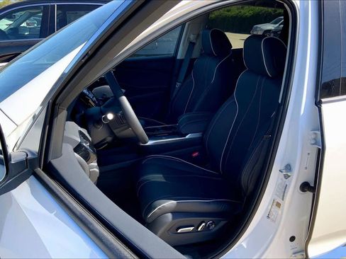 New 2026 Acura RDX SH-AWD w/ Advance Package image 9