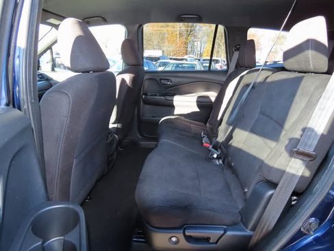 Certified 2022 Honda Pilot Sport image 13