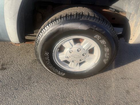 Used 2007 Chevrolet Colorado LT w/ LT Preferred Equipment Group image 9