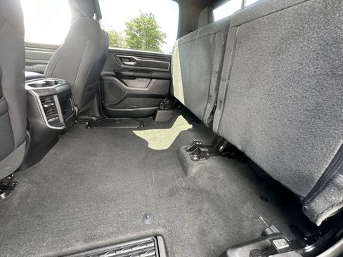 Used 2022 RAM 1500 Big Horn RWD image 34