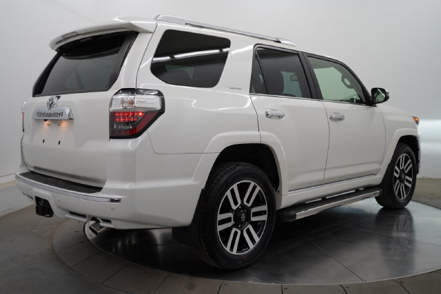 Used 2023 Toyota 4Runner Limited AWD/4WD image 7