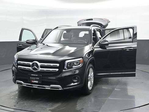 Used 2023 Mercedes-Benz GLB 250 4MATIC image 49