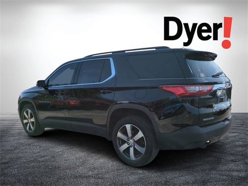 Used 2020 Chevrolet Traverse LT w/ LT Premium Package image 6