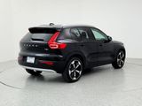 Used 2020 Volvo XC40 T5 Momentum w/ Protection Package image 5