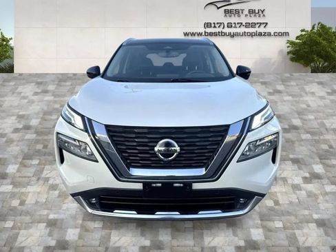 Used 2021 Nissan Rogue Platinum FWD image 2