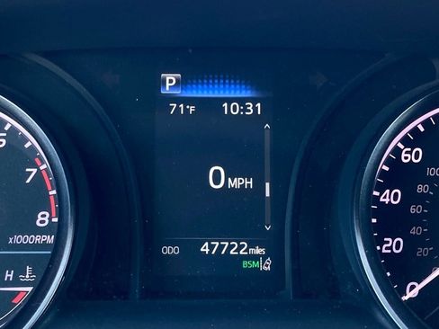 Used 2024 Toyota Camry SE image 16