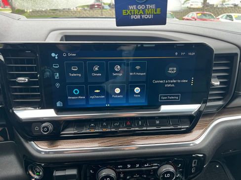 Used 2024 Chevrolet Silverado 1500 RST w/ Convenience Package II AWD/4WD image 39