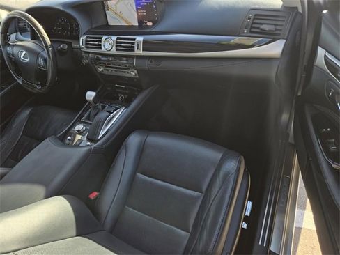 Used 2016 Lexus LS 460 AWD image 7