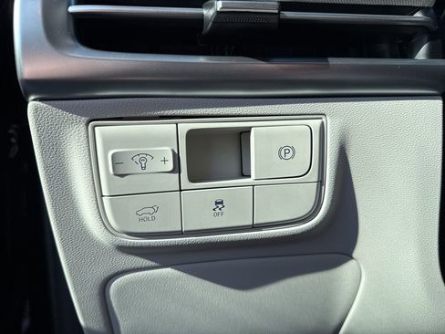 New 2026 Hyundai Tucson Limited image 35