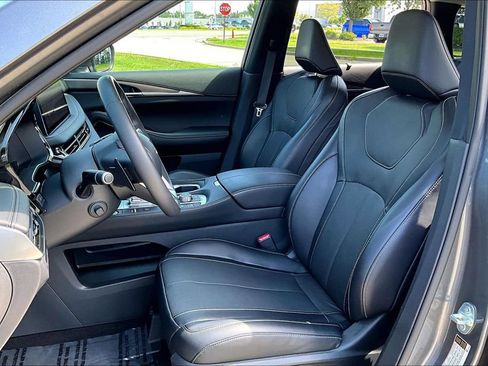 Certified 2023 INFINITI QX60 Luxe w/ Vision Package AWD/4WD image 15