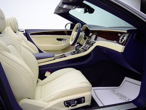 Used 2025 Bentley Continental GT Speed AWD/4WD image 43