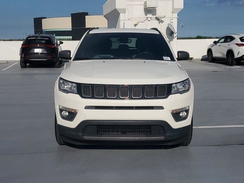 Used 2021 Jeep Compass Latitude FWD image 8
