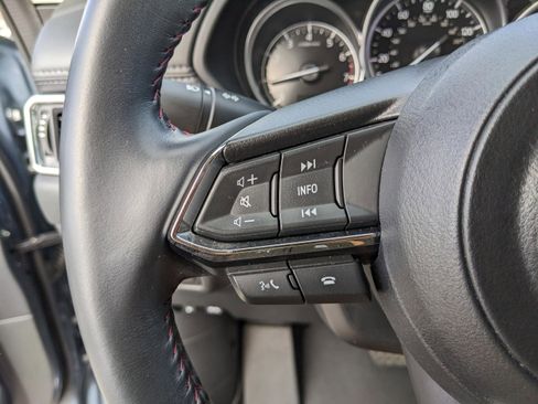 Used 2023 MAZDA CX-5 Carbon Edition image 29