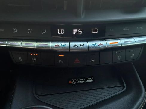 Used 2020 Cadillac CT4 V w/ Climate Package AWD/4WD image 32