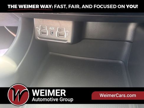 Used 2024 Dodge Durango SXT AWD/4WD image 29