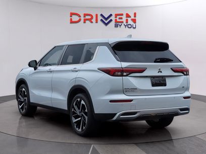 Used 2022 Mitsubishi Outlander SEL Black Edition