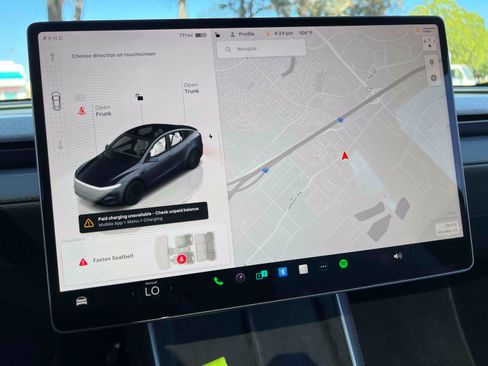 Used 2026 Tesla Model Y Long Range AWD/4WD image 16