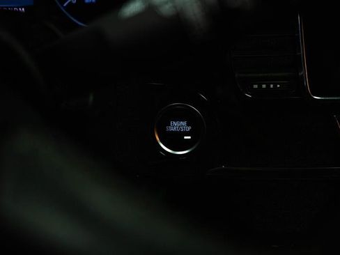 Used 2019 Buick Encore Preferred FWD image 17
