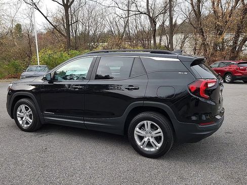 Certified 2022 GMC Terrain SLE w/ Driver Convenience Package image 6