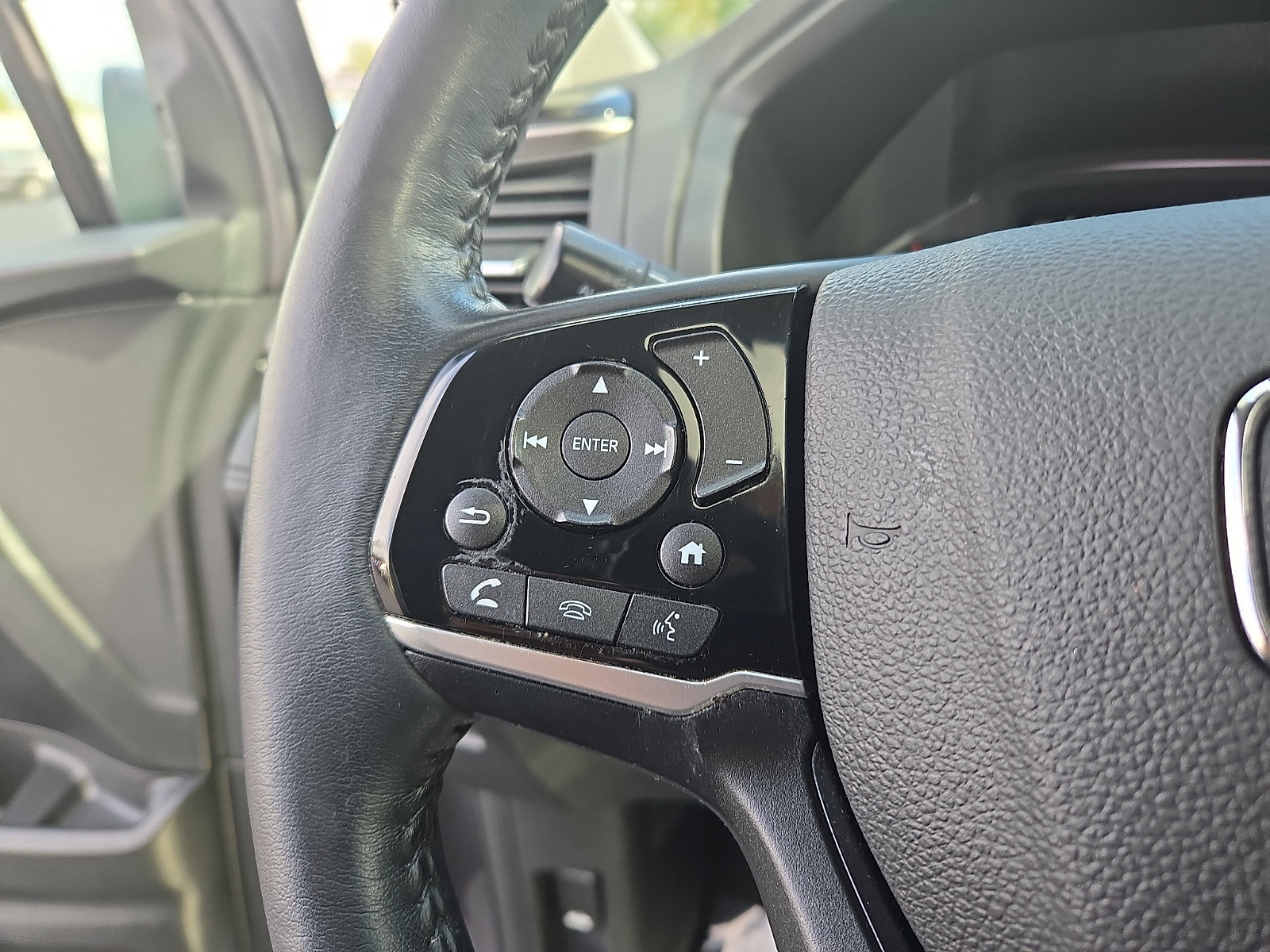 Used 2022 Honda Odyssey Touring image 21