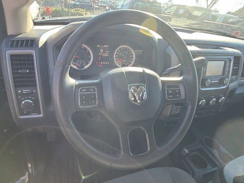 Used 2018 RAM 2500 Tradesman w/ Chrome Appearance Group image 15