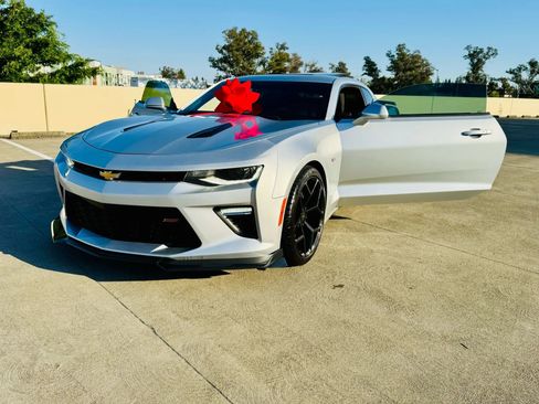 Used 2017 Chevrolet Camaro SS RWD image 36