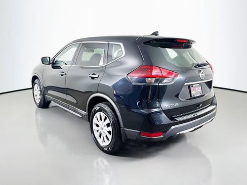 Used 2018 Nissan Rogue S AWD/4WD image 8