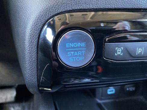 Certified 2023 Ford Escape Platinum image 35