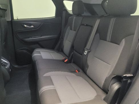 Used 2024 Chevrolet Blazer LT w/ Convenience Package FWD image 18