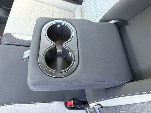 Used 2023 Chevrolet Equinox LT FWD image 17