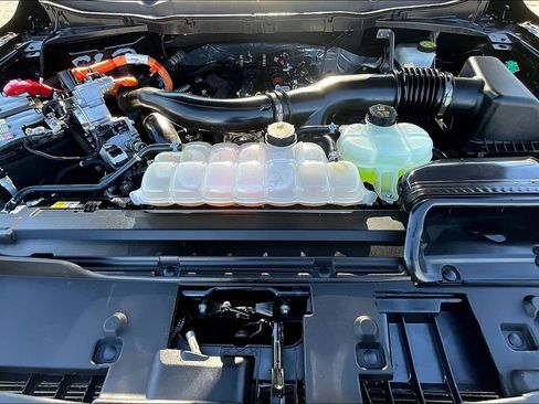 Used 2024 Ford F150 XLT w/ Mobile Office Package image 10