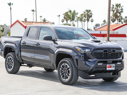 New 2026 Toyota Tacoma TRD Sport image 4