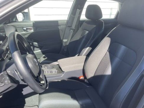 Used 2025 Honda Civic Sport image 8