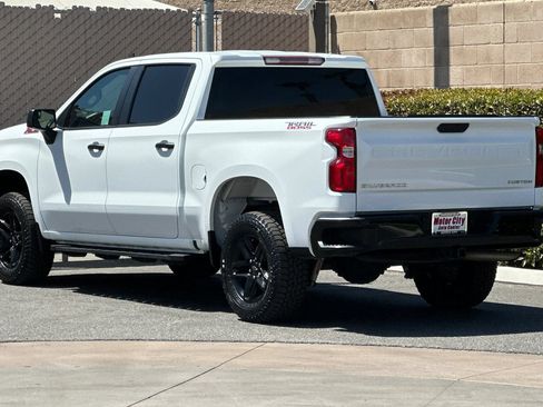 Used 2022 Chevrolet Silverado 1500 Custom Trail Boss AWD/4WD image 6