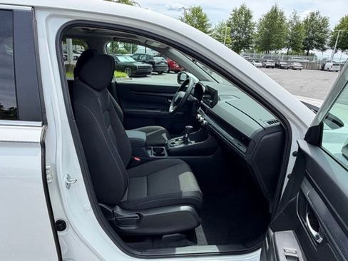 Certified 2024 Honda CR-V EX image 28