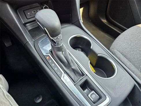 Used 2022 Chevrolet Equinox LT image 31