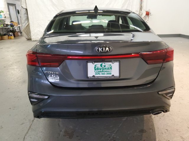 Used 2020 Kia Forte LXS FWD image 4