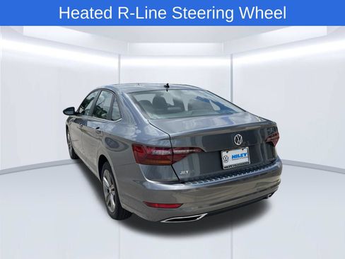 Used 2019 Volkswagen Jetta R-Line w/ R-Line Cold Weather Package FWD image 8