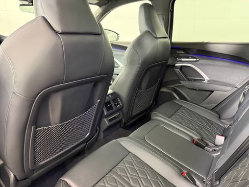 New 2025 Audi SQ5 Premium Plus image 22