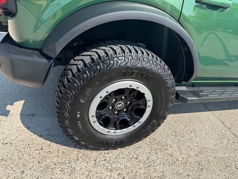 Used 2024 Ford Bronco Outer Banks w/ Sasquatch Package AWD/4WD image 30