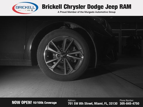 Used 2024 Kia Forte LXS image 17